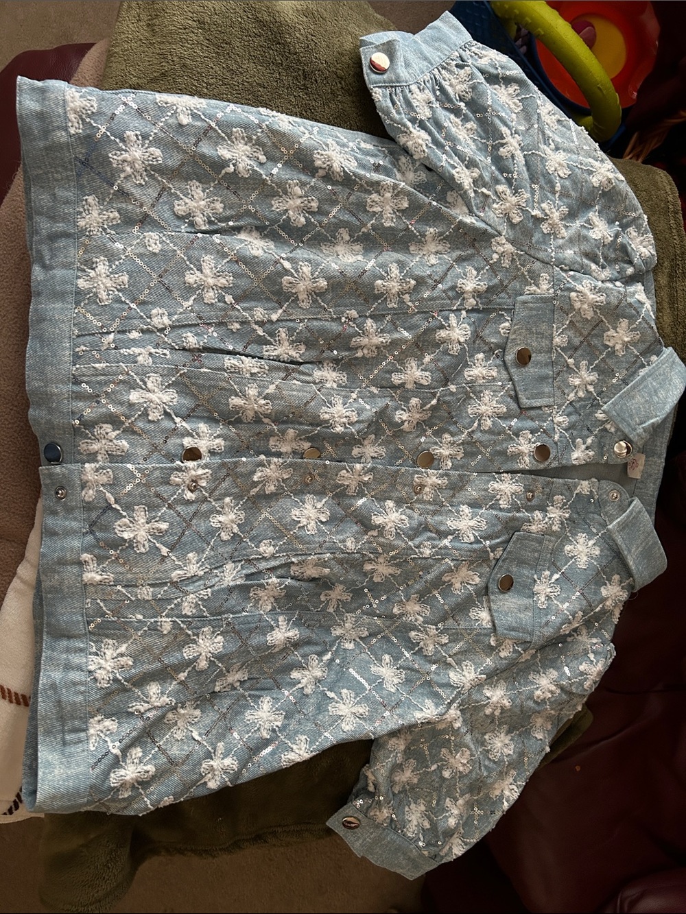 Light Blue Floral Embroidered Short-Sleeve Shirt Denim